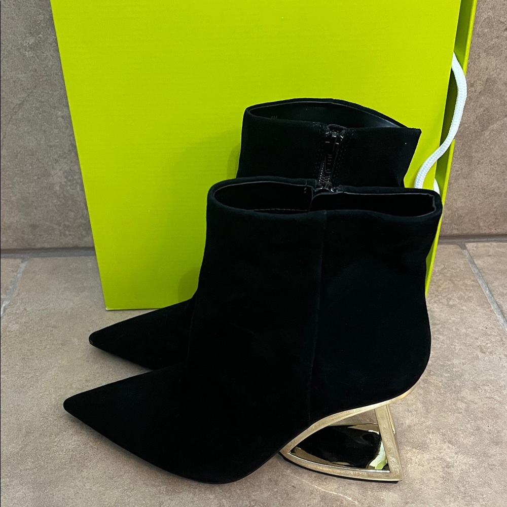 Gold heel suede boots